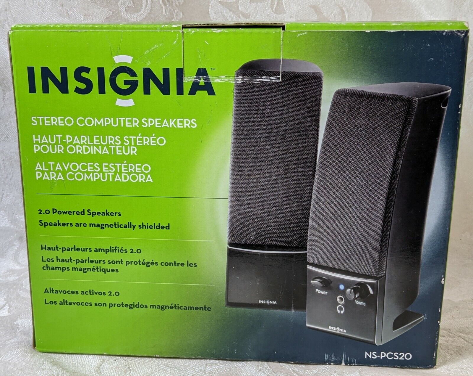 NIB Insignia NS-PCS20 Computer Speakers 2.0 Channels Headset Jack 
