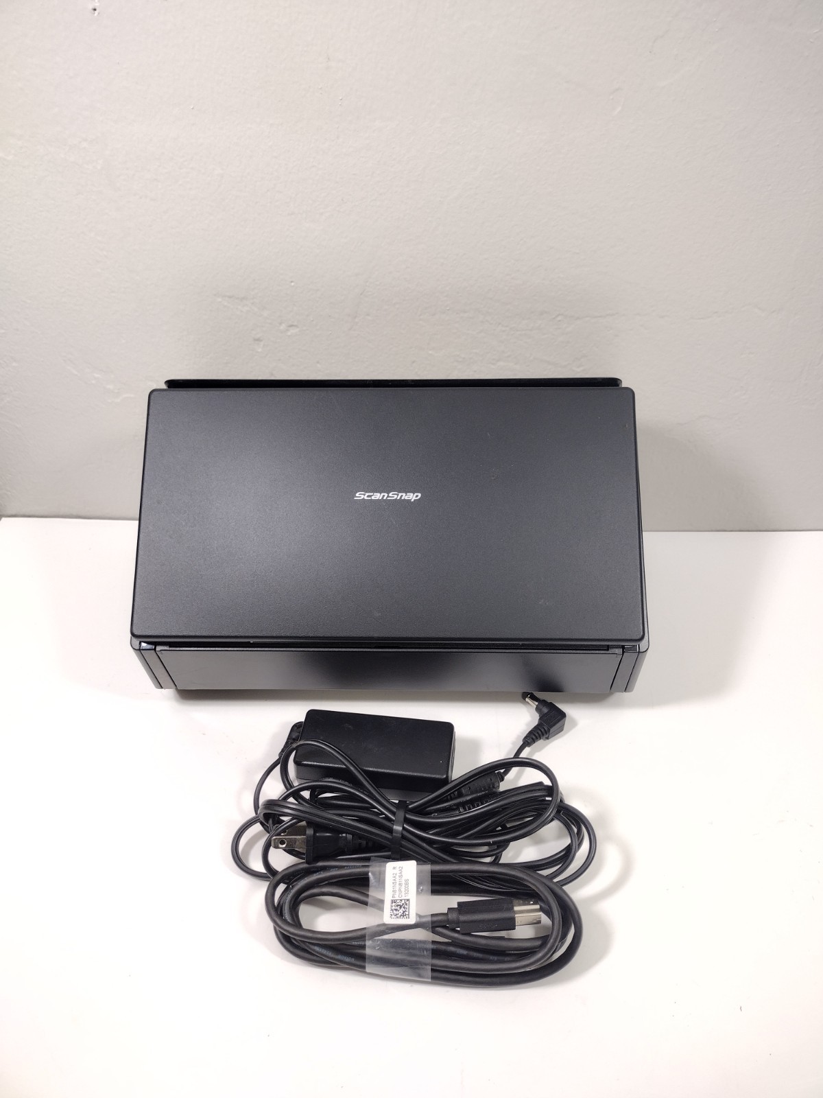 Fujitsu ScanSnap ix500 Wireless Document & Image Scanner Fujitsu ScanSnap ix500 Wireless Document & Image Scanner