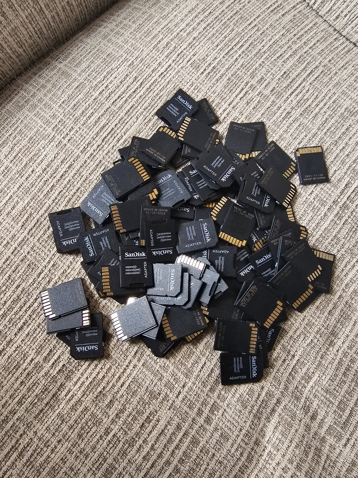 Huge Lot of 90 Genuine SanDisk Adapter MicroSD to SD Card SDXC SDHC New and Used Huge Lot of 90 Genuine SanDisk Adapter MicroSD to SD Card SDXC SDHC New and Used