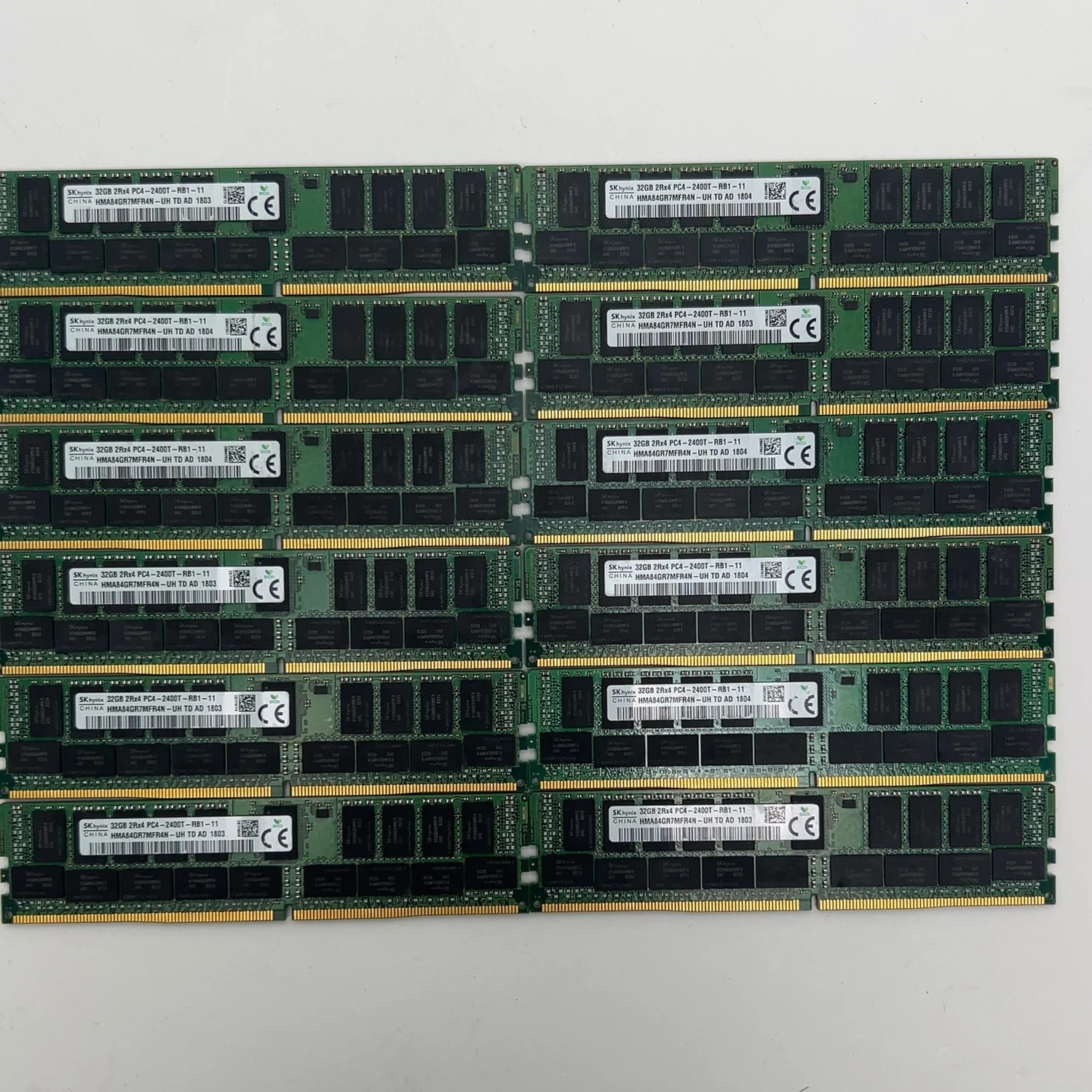 SK Hynix Server Memory 32GB (1x32GB) RAM DDR4 2400MHz HMA84GR7MFR4N Lot of 12 SK Hynix Server Memory 32GB (1x32GB) RAM DDR4 2400MHz HMA84GR7MFR4N Lot of 12