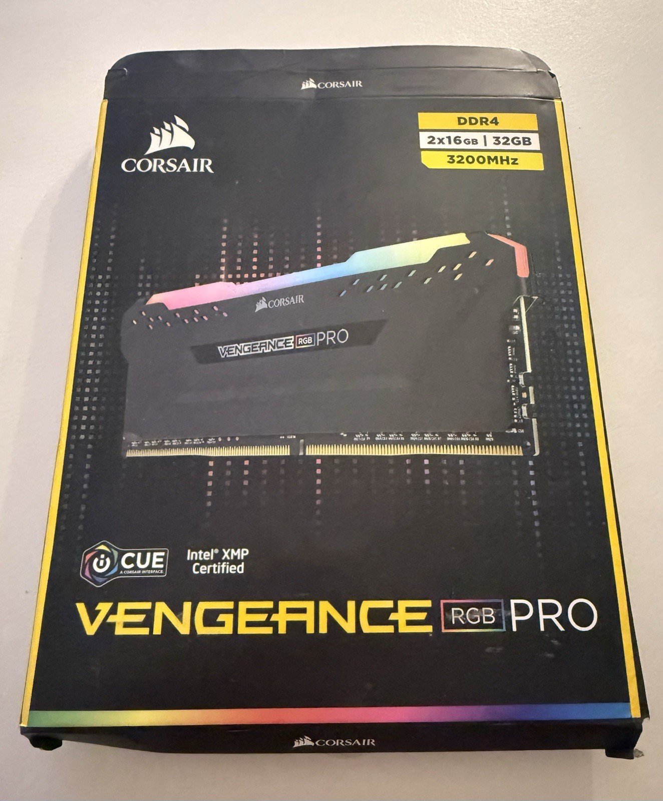 Corsair G.SKILL Trident Z Vengeance RGB Pro - DDR4 - 2x16 GB Corsair G.SKILL Trident Z Vengeance RGB Pro - DDR4 - 2x16 GB