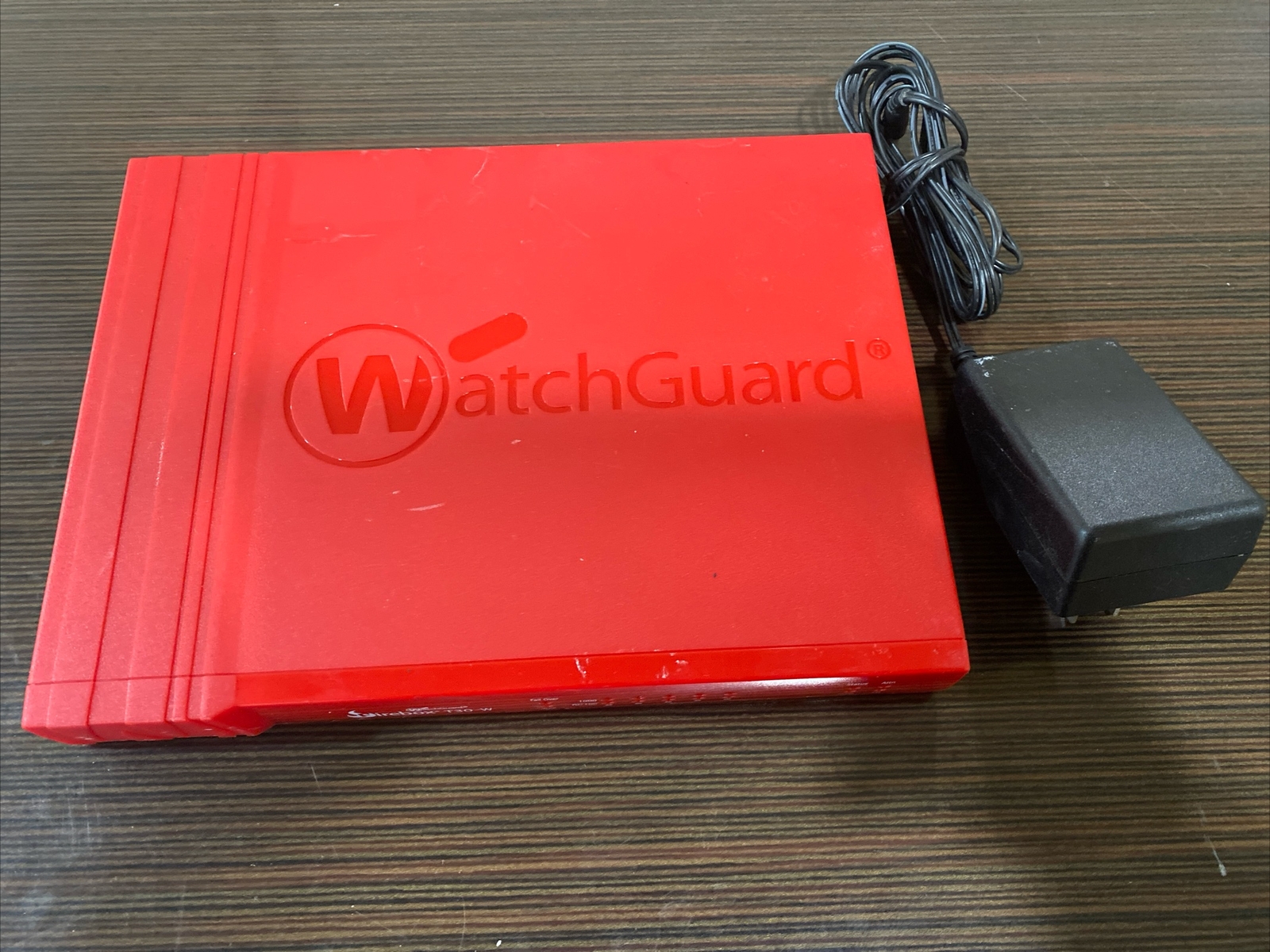 WatchGuard BS3AE5W Firebox T30-W Network Security Firewall w/ Power Adapter WatchGuard BS3AE5W Firebox T30-W Network Security Firewall w/ Power Adapter