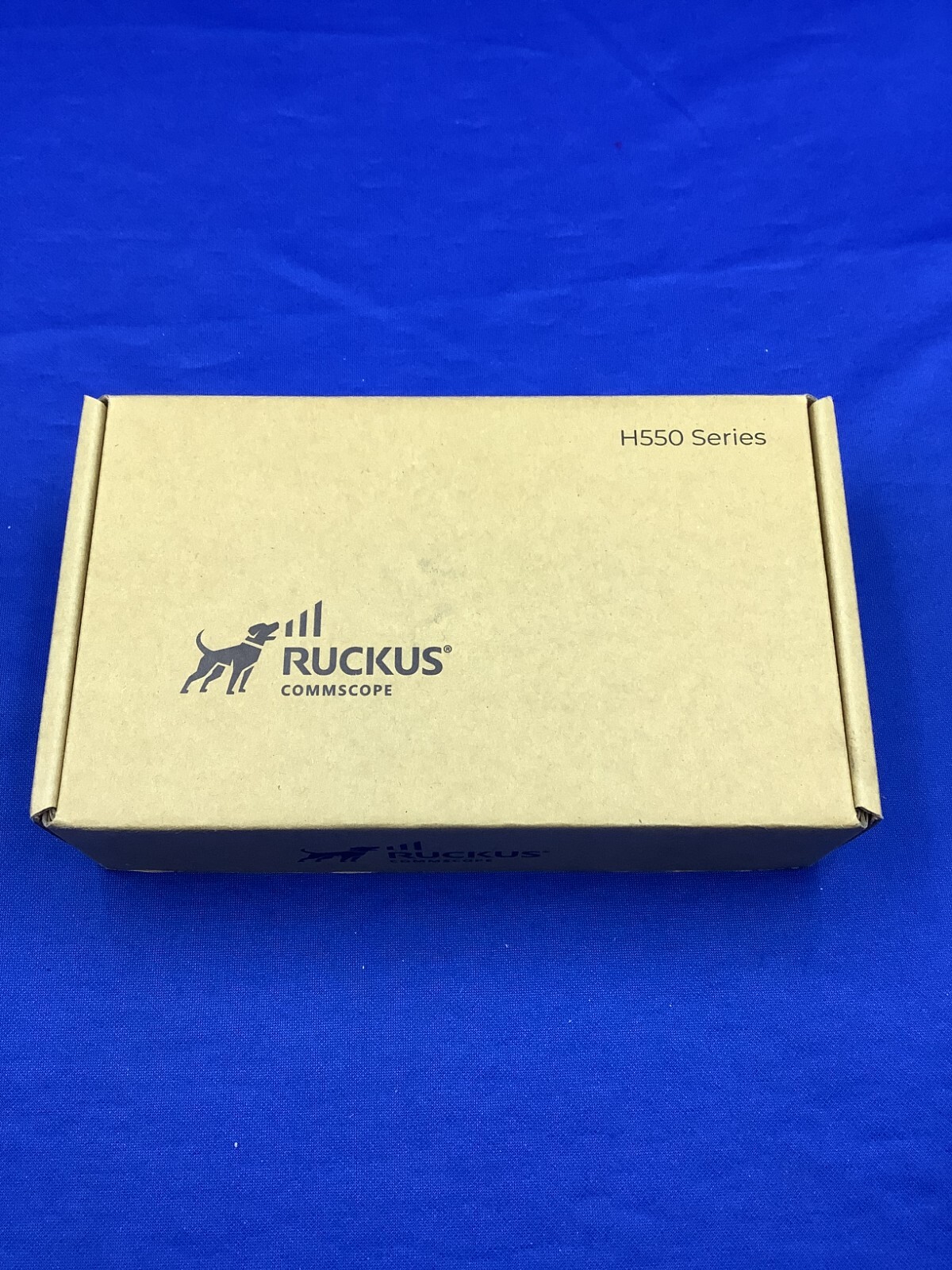 901-H550-US00 RUCKUS COMMSCOPE H550 Series Wi-Fi 6 Wall-Mounted Indoor Wireless 901-H550-US00 RUCKUS COMMSCOPE H550 Series Wi-Fi 6 Wall-Mounted Indoor Wireless