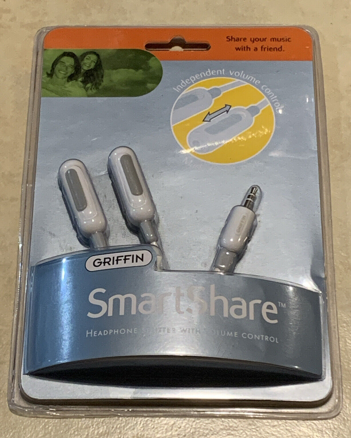 Griffin SmartShare Headphone Splitter/ Individual Vol Control with Headphone (6)