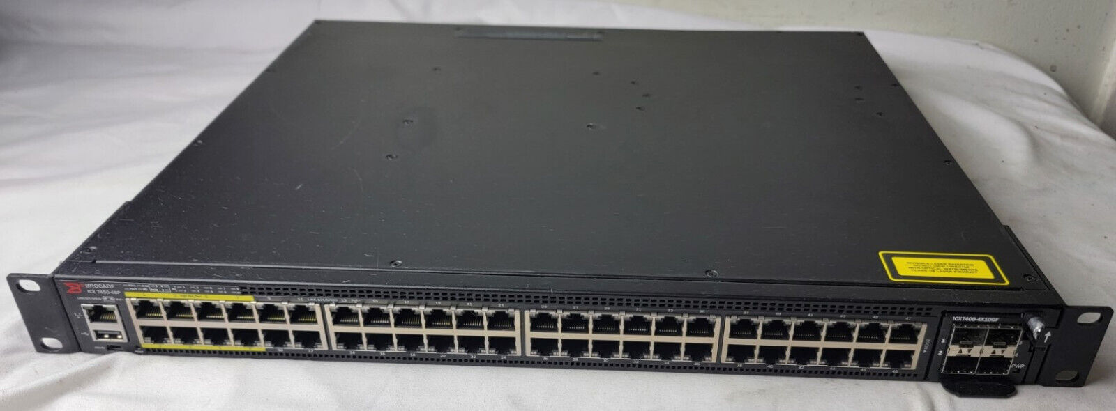 Brocade ICX7450-48P 48 Port PoE+ Gig Switch, ICX7400-4X10GF, 2x 40G w/Dual PSU 2