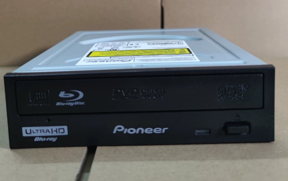 1PC New For Pioneer BDR-S11JX Blu-ray Drive-4K UHD Playback & Burning US STOCK 1PC New For Pioneer BDR-S11JX Blu-ray Drive-4K UHD Playback & Burning US STOCK