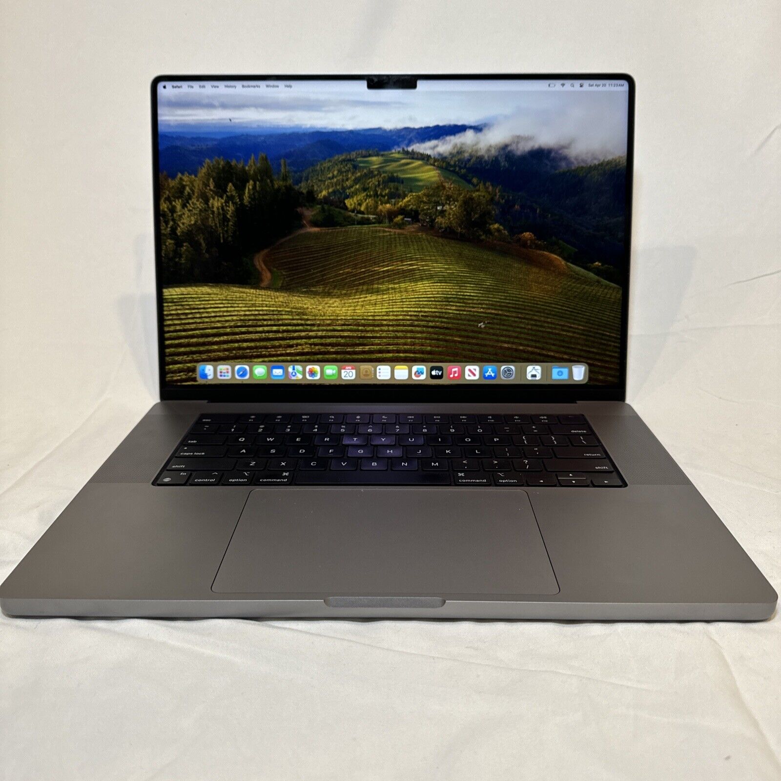 2021 Apple MacBook Pro 16\'\' 512GB 32GB Sonoma Laptop Silver Grade A Free Return