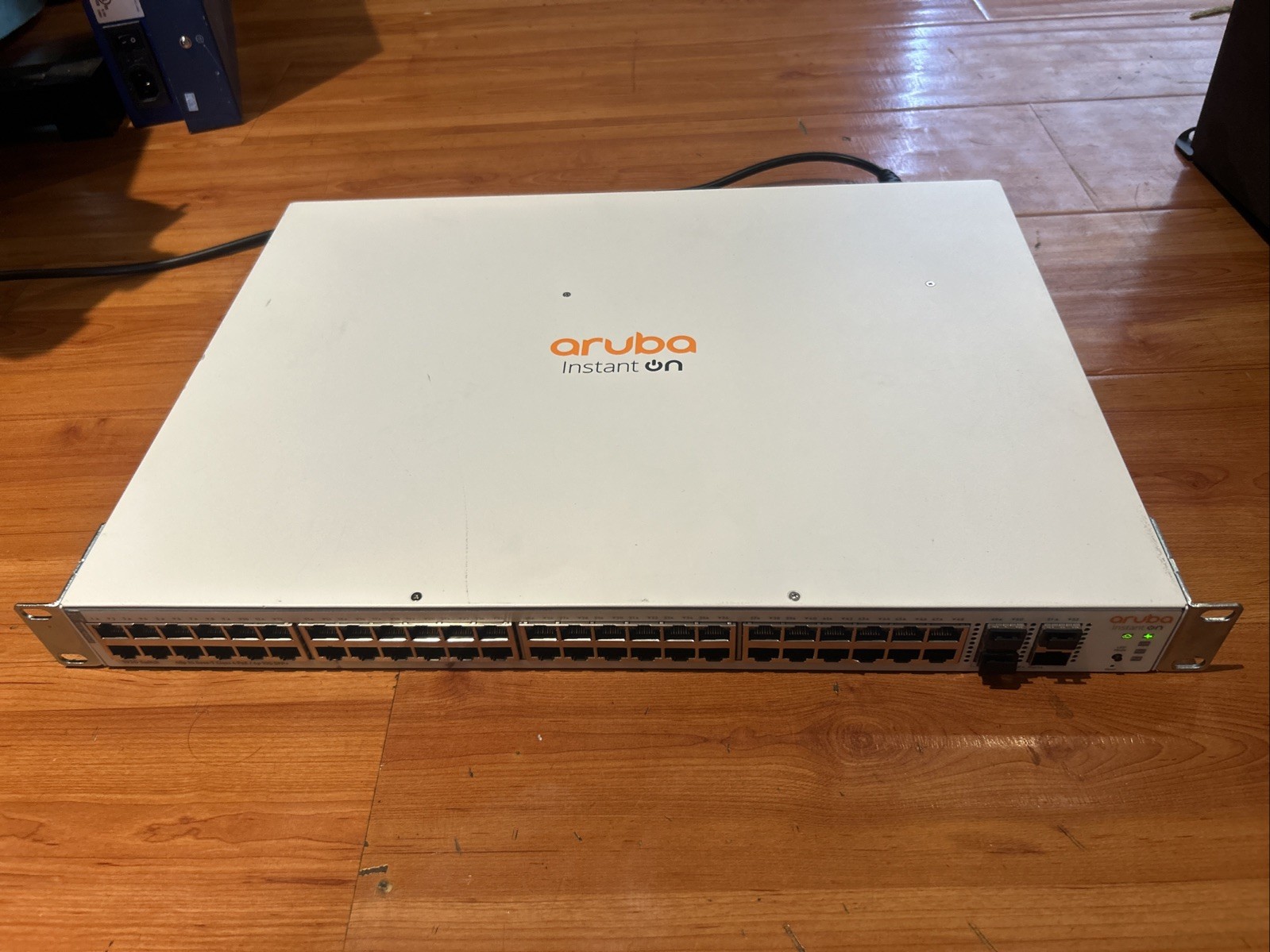 HPE Aruba JL686B Instant On 1930 48x 1G RJ45 Class4 PoE 4x 10G SFP+ 370W Switch HPE Aruba JL686B Instant On 1930 48x 1G RJ45 Class4 PoE 4x 10G SFP+ 370W Switch