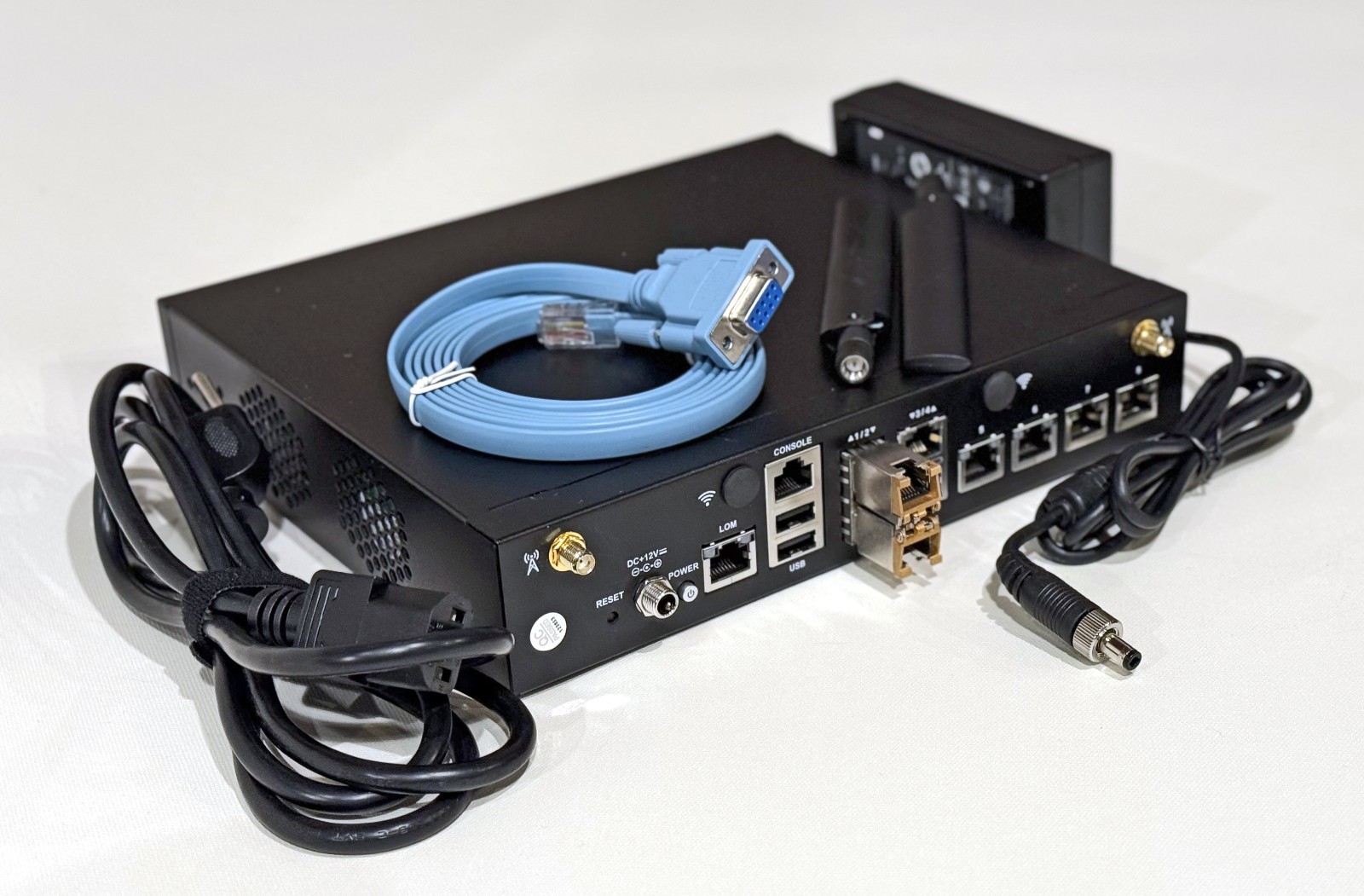 OPNsense pfSense 16-Core Atom C3958 16GB ECC RAM 512GB SSD 8-Port QAT AES-NI VPN