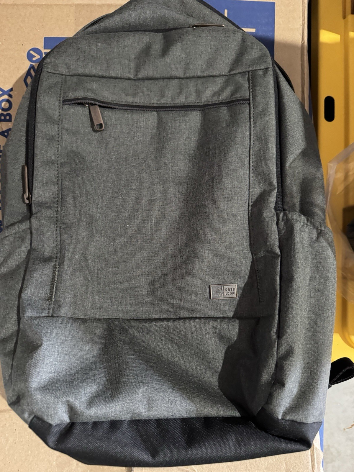 Case Logic Era Backpack New w/o Tag/Box Dark Grey 15.6 Notebook/ Ipad. Case Logic Era Backpack New w/o Tag/Box Dark Grey 15.6 Notebook/ Ipad.