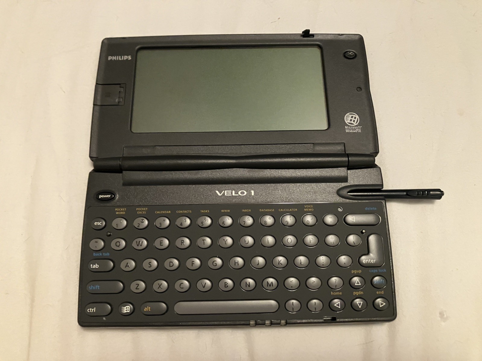 Phillips Velo 1 - Works - Comes with OG Box & Accessories