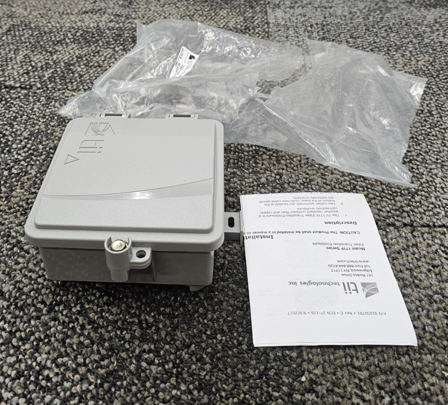 (QTY 2) Tii Technologies 171F-01-0-0 Fiber Optic Wall Mount Splice Enclosure