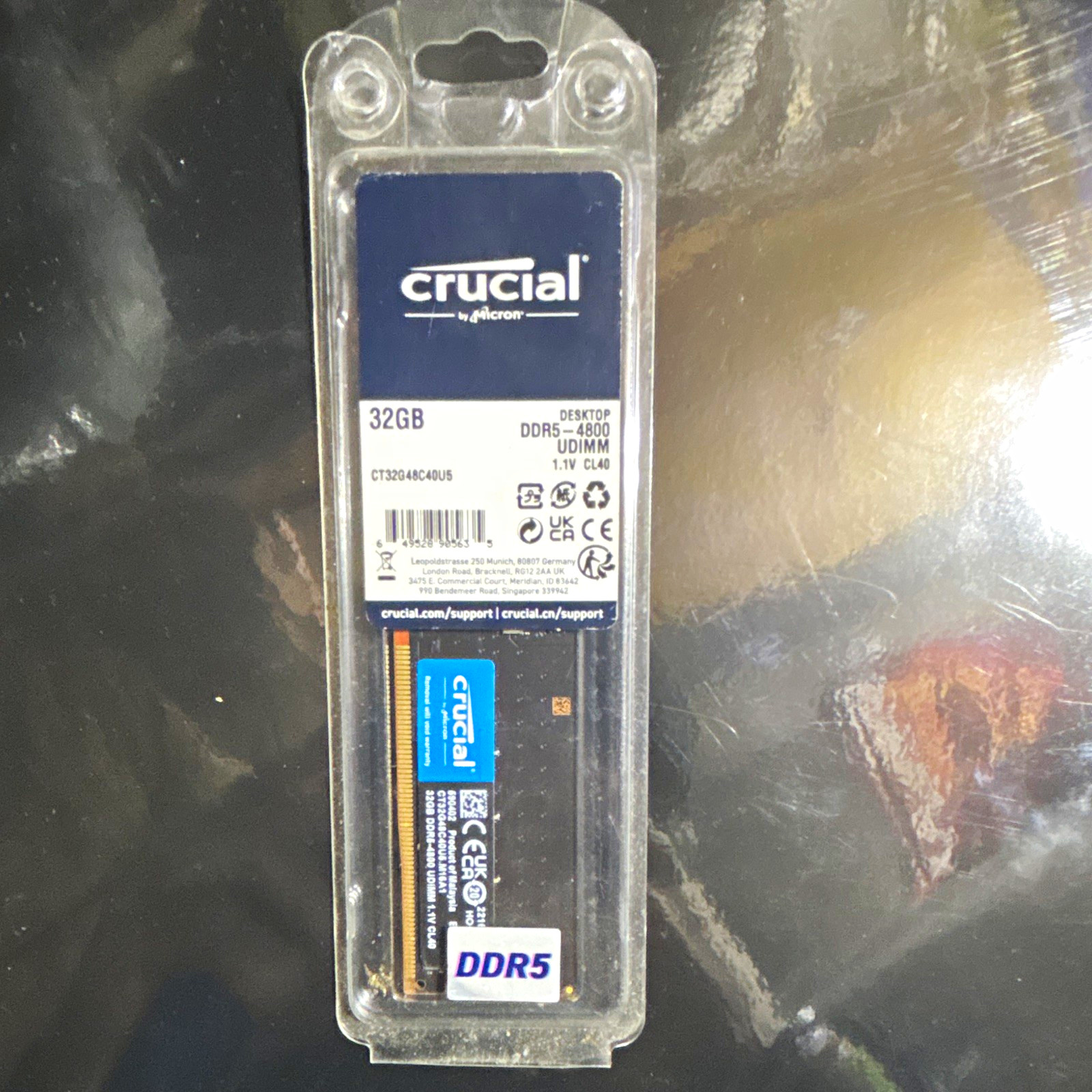 Crucial 32GB DDR5-4800 UDIMM DDR5 SDRAM 288-Pin Non-ECC CT32G48C40U5 Crucial 32GB DDR5-4800 UDIMM DDR5 SDRAM 288-Pin Non-ECC CT32G48C40U5