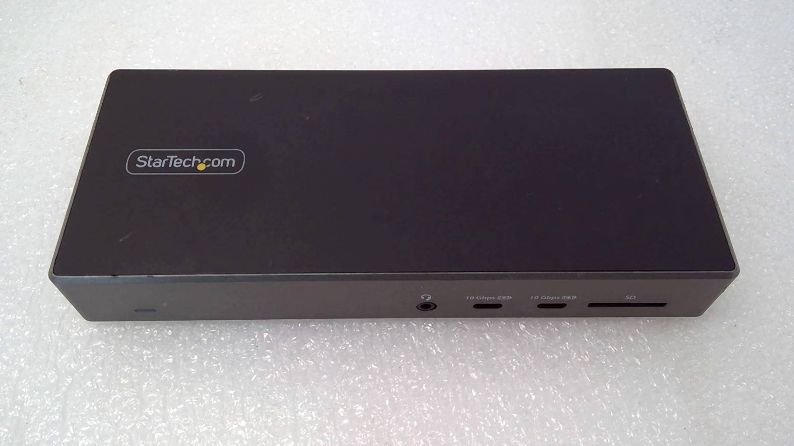 StarTech.com USB C Dock - Triple Monitor USB Type-C Docking Hub DK31C2DHSPD StarTech.com USB C Dock - Triple Monitor USB Type-C Docking Hub DK31C2DHSPD