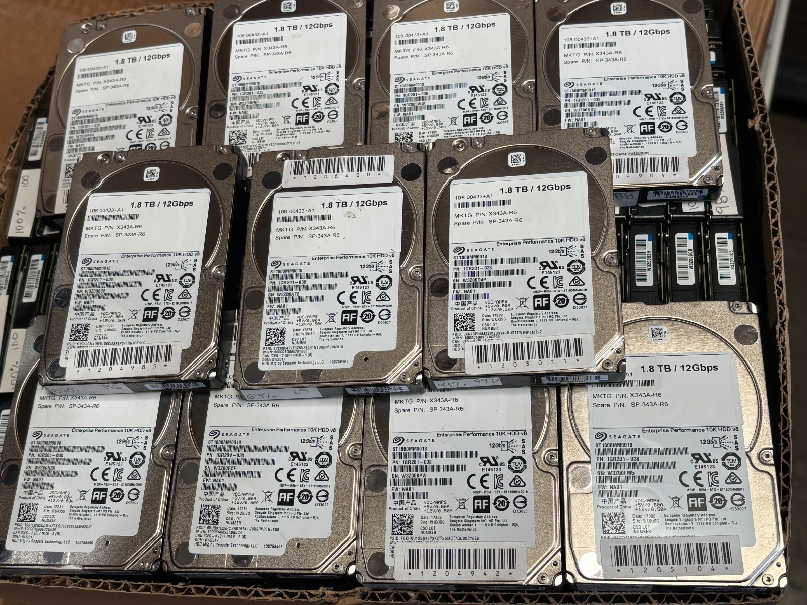 Lot of 5 Seagate 1.8TB/12gbps ST1800MM0018 2.5 HDD 10k SAS Lot of 5 Seagate 1.8TB/12gbps ST1800MM0018 2.5 HDD 10k SAS