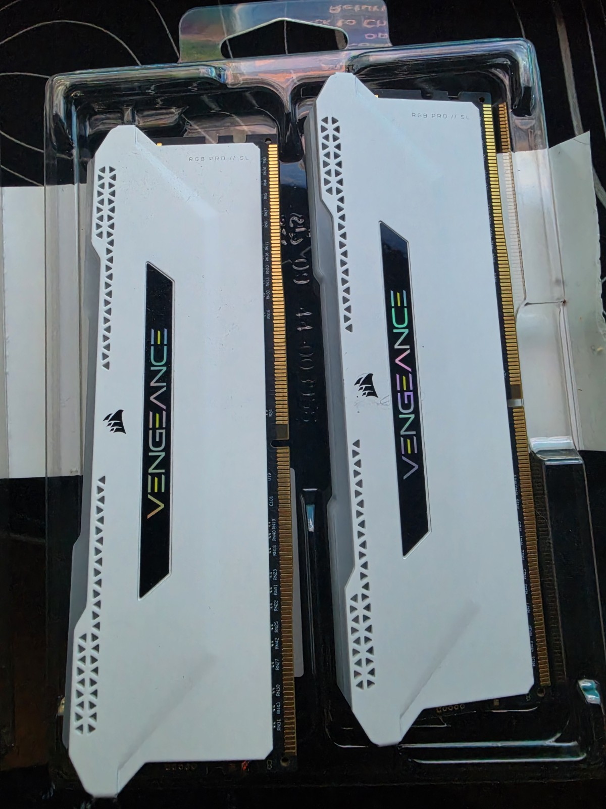 [SALE] Corsair Vengeance RGB DDR4 32GB (2x16GB) DIMM 288-Pin DDR4-3600mhz