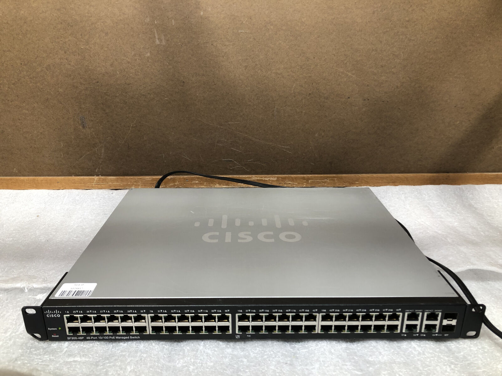 Cisco SF300-48P SRW248G4P-K9 V02 48-Port PoE Ethernet Switch w/2x SFP -TESTED