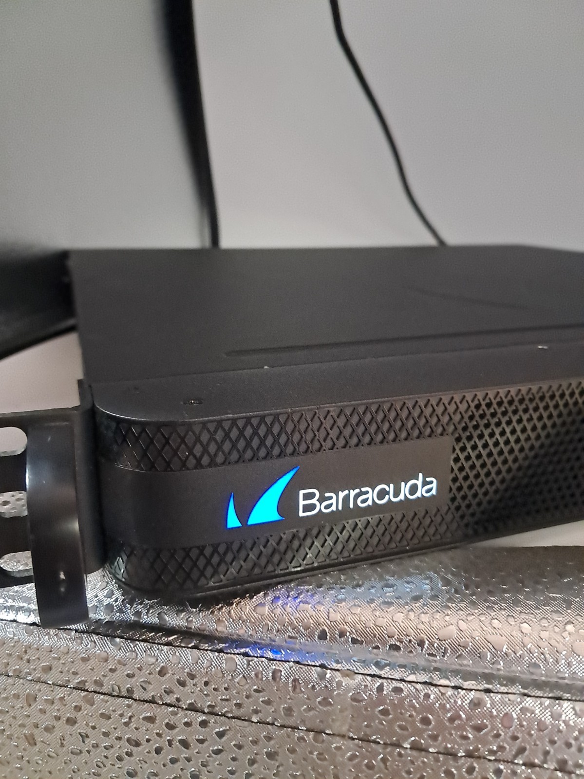 Barracuda BSF300A 1U Rackmount Server Chassis - Barebone (No RAM/No HDD) Barracuda BSF300A 1U Rackmount Server Chassis - Barebone (No RAM/No HDD)