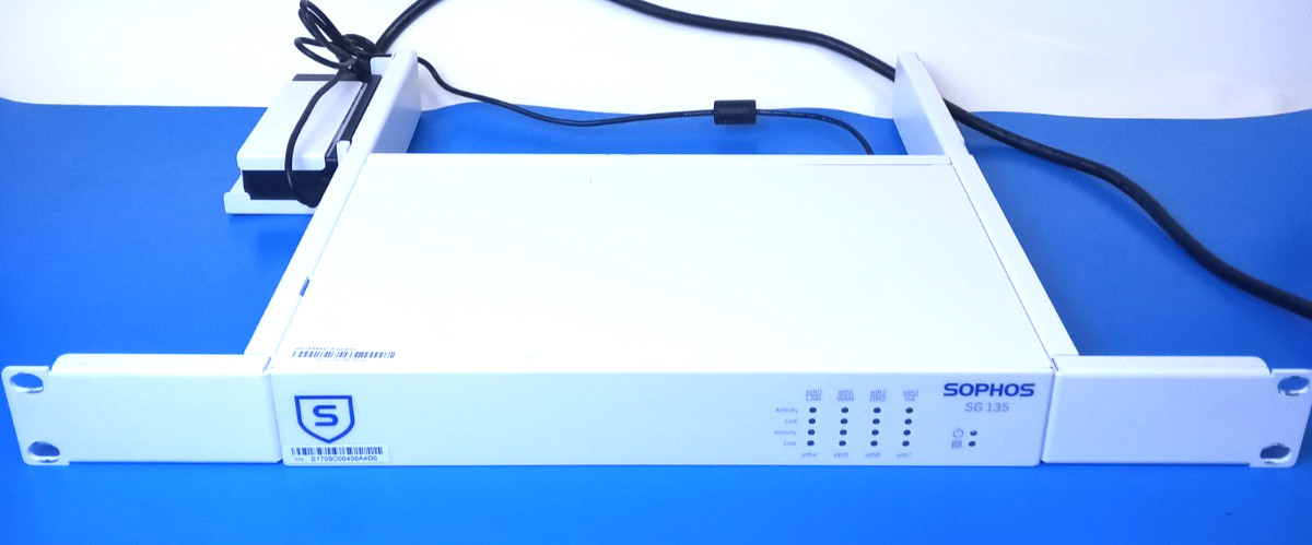 Sophos SG 135 Rev.2 Network Security Appliance Sophos SG 135 Rev.2 Network Security Appliance