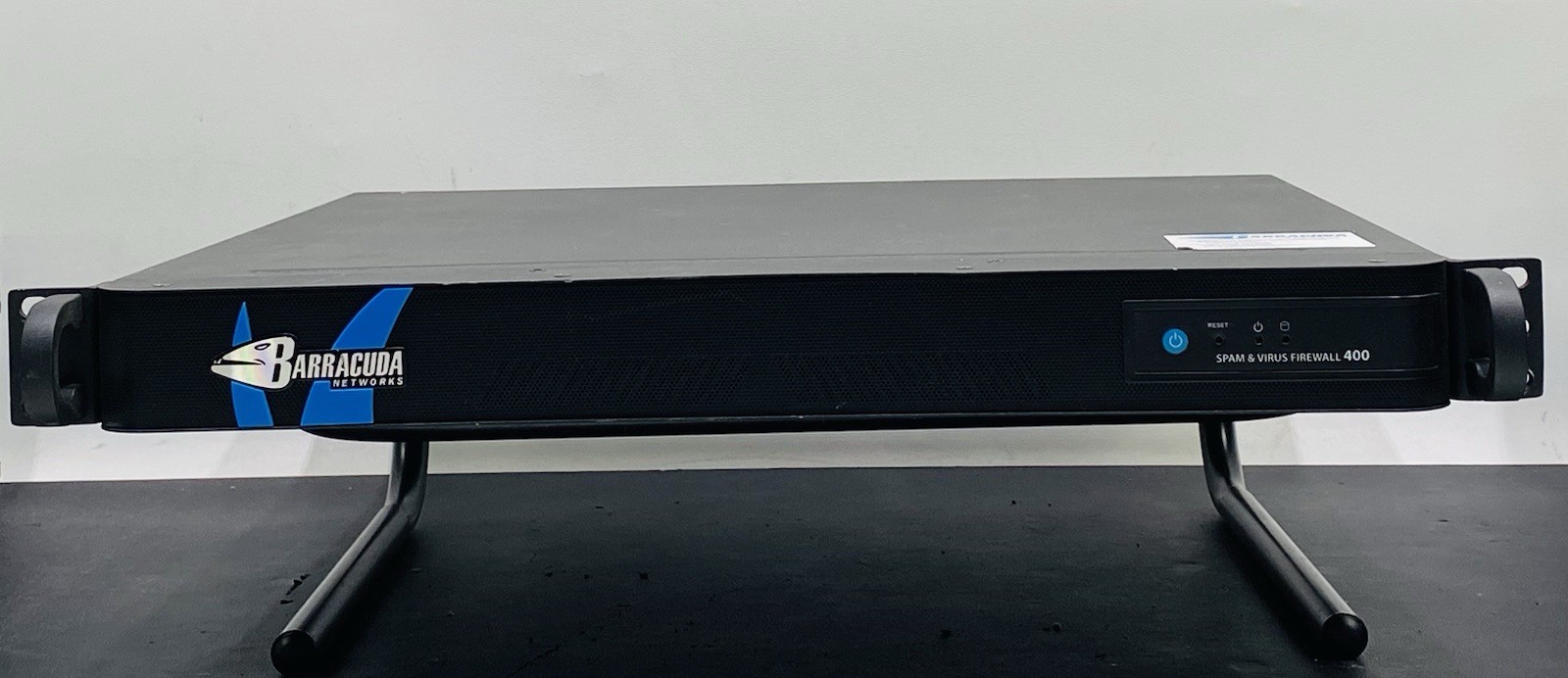 BSF400A Barracuda Networks Spam & Virus Firewall / 2X 500GB HDD