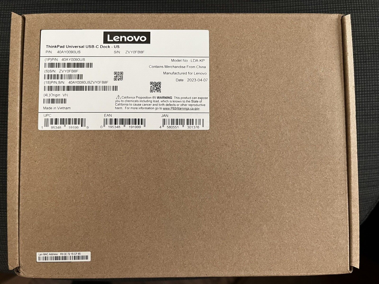 Lenovo ThinkPad Universal USB Type-C Dock 40AY0090US Brand NEW IN ORIGINAL BOX
