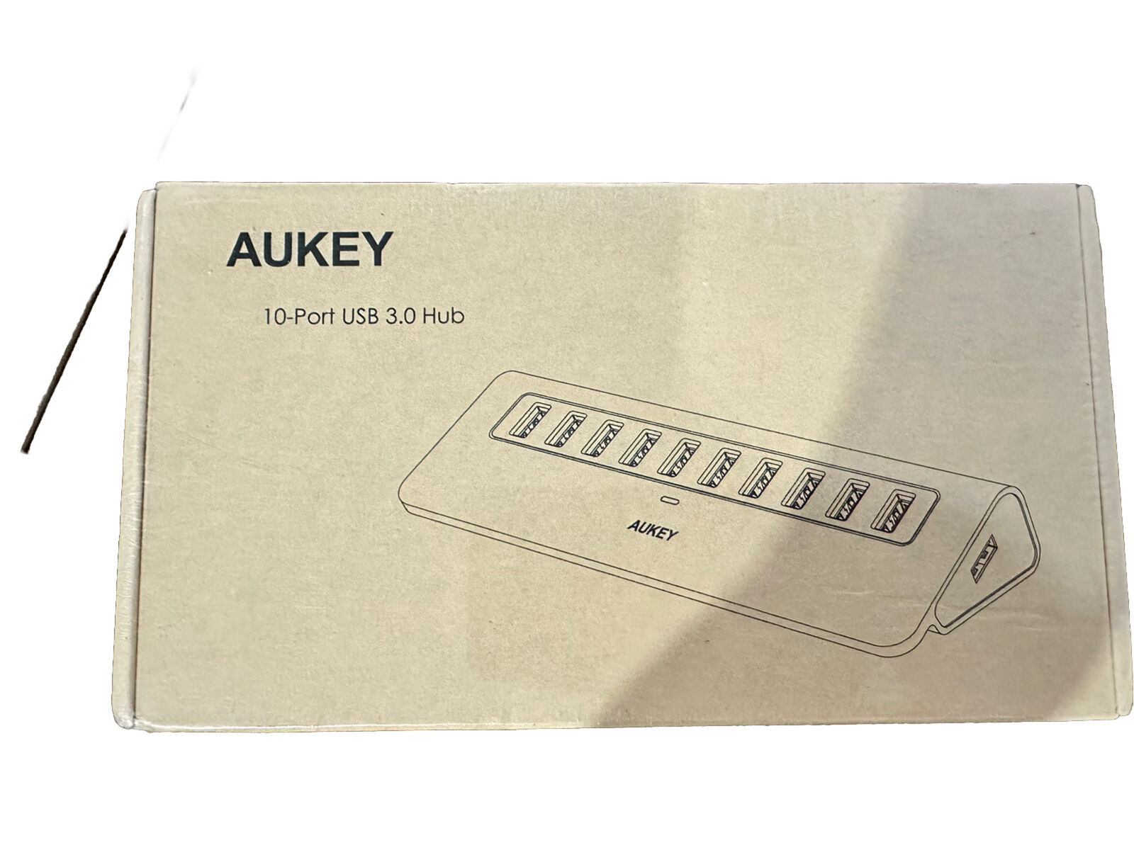 AUKEY CB-H6 USB3.0 Silver 10 interface aluminum alloy hub with LED indicator