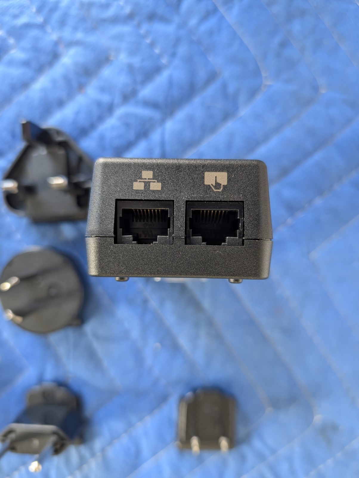 Phihong Gigabit PoE Injector POE16R-1AFG6-2AR For Neat Pad, Poly, Cisco, WAPs