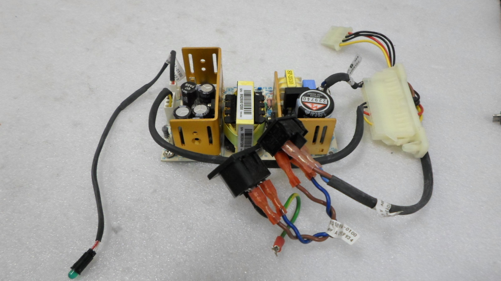 SUNPOWER SPX-0014 70W POWER SUPPLY SUNPOWER SPX-0014 70W POWER SUPPLY