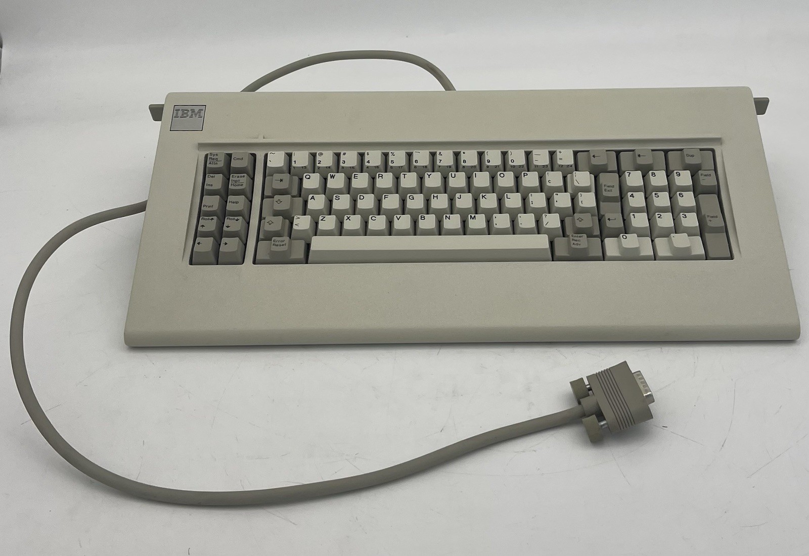 Vintage 1984 IBM Model F Bigfoot Keyboard 4176191 Buckling Spring 5291 DB15 Vintage 1984 IBM Model F Bigfoot Keyboard 4176191 Buckling Spring 5291 DB15