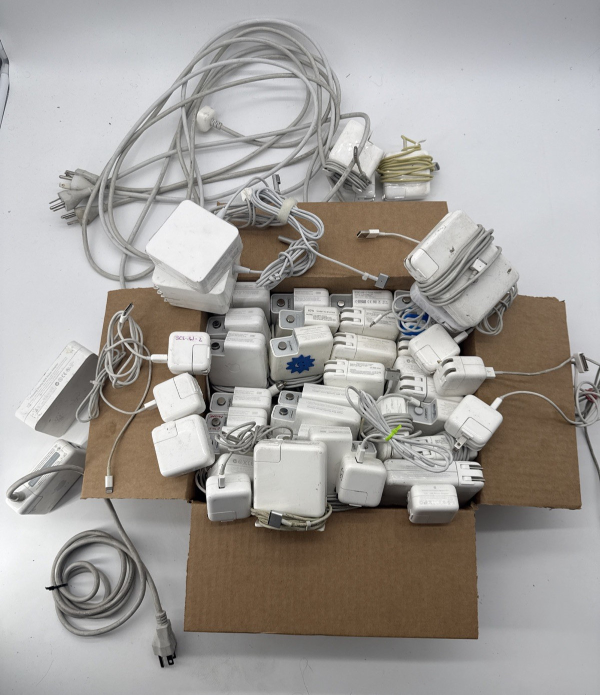 LOT OF 45 OEM Apple MIX AC Power Adapters and cable LOT OF 45 OEM Apple MIX AC Power Adapters and cable