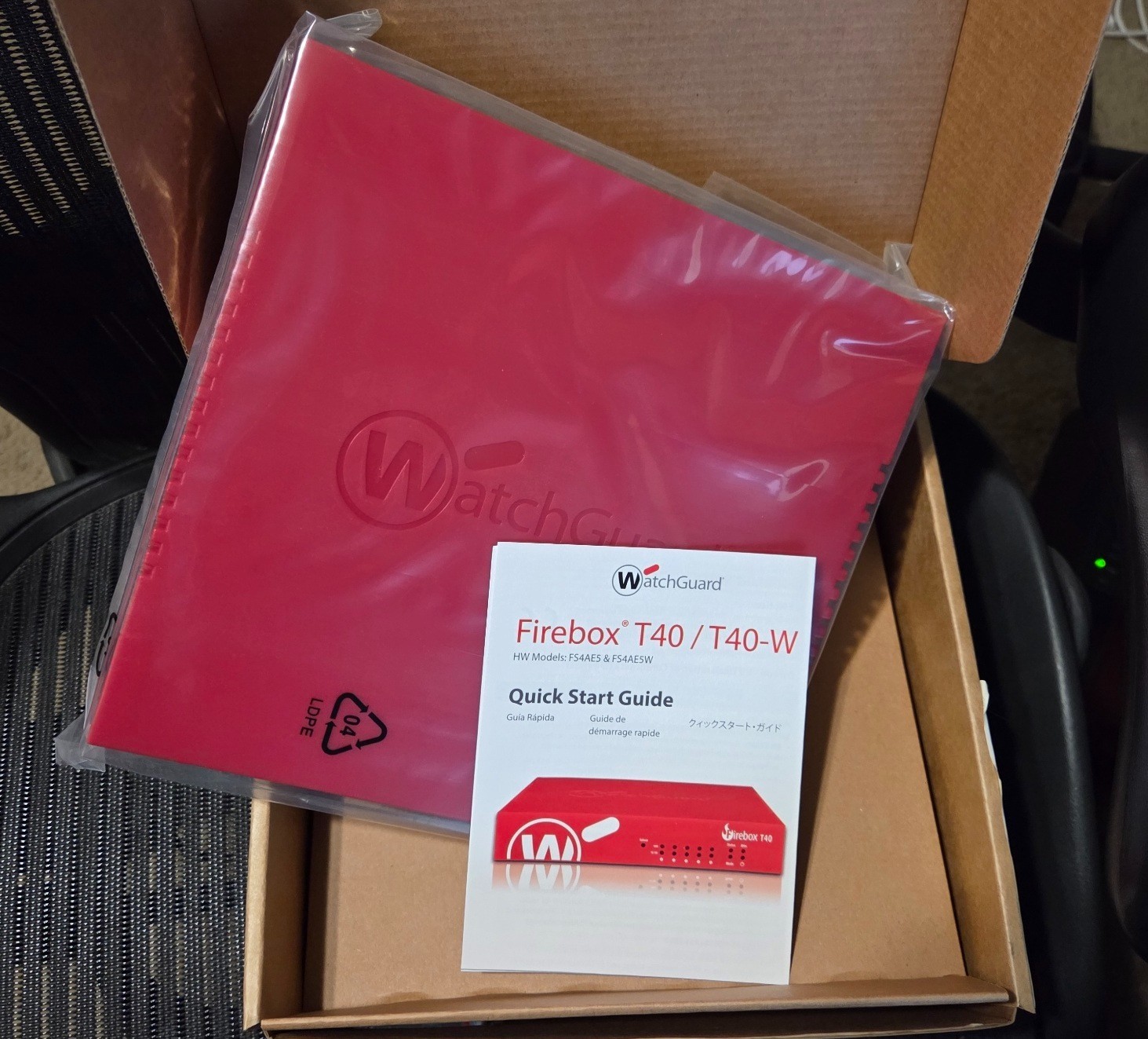 WatchGuard Firebox T40-W WGT41001-US Firewall - BNIB Unopened + 3 Year License WatchGuard Firebox T40-W WGT41001-US Firewall - BNIB Unopened + 3 Year License