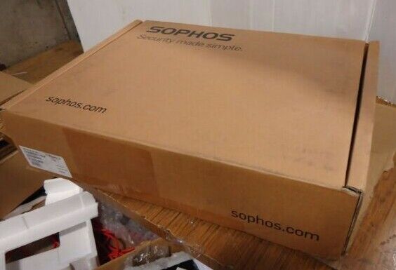 Sophos SG330 SG3301BAUS Security Appliance - New