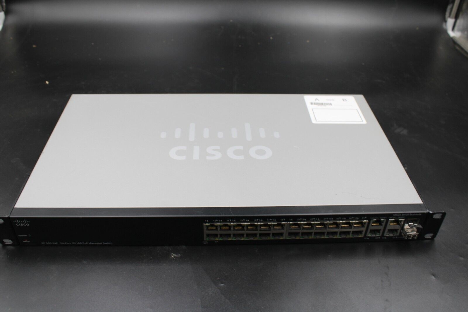 Cisco Small Business SF300-24P 24-Port 10/100 PoE+ Managed Network Switch TESTED