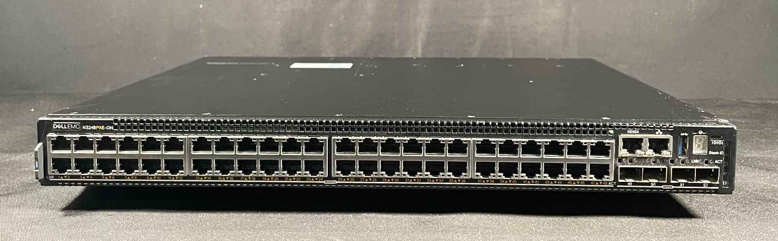 Dell PowerSwitch  N3248PXE-ON 48 Port UPoE+  10GbE  QSFP28  Switch-W/OS6