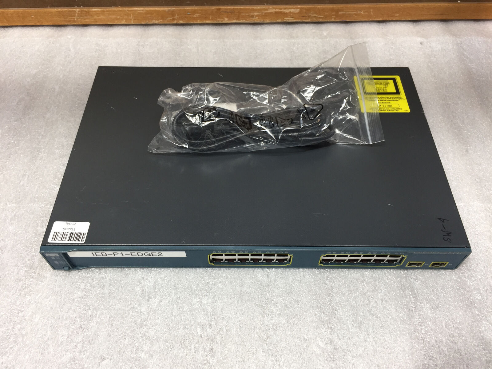Cisco Catalyst 3560 Series WS-C3560-24PS-S V06 PoE-24-Port Switch, -TESTED