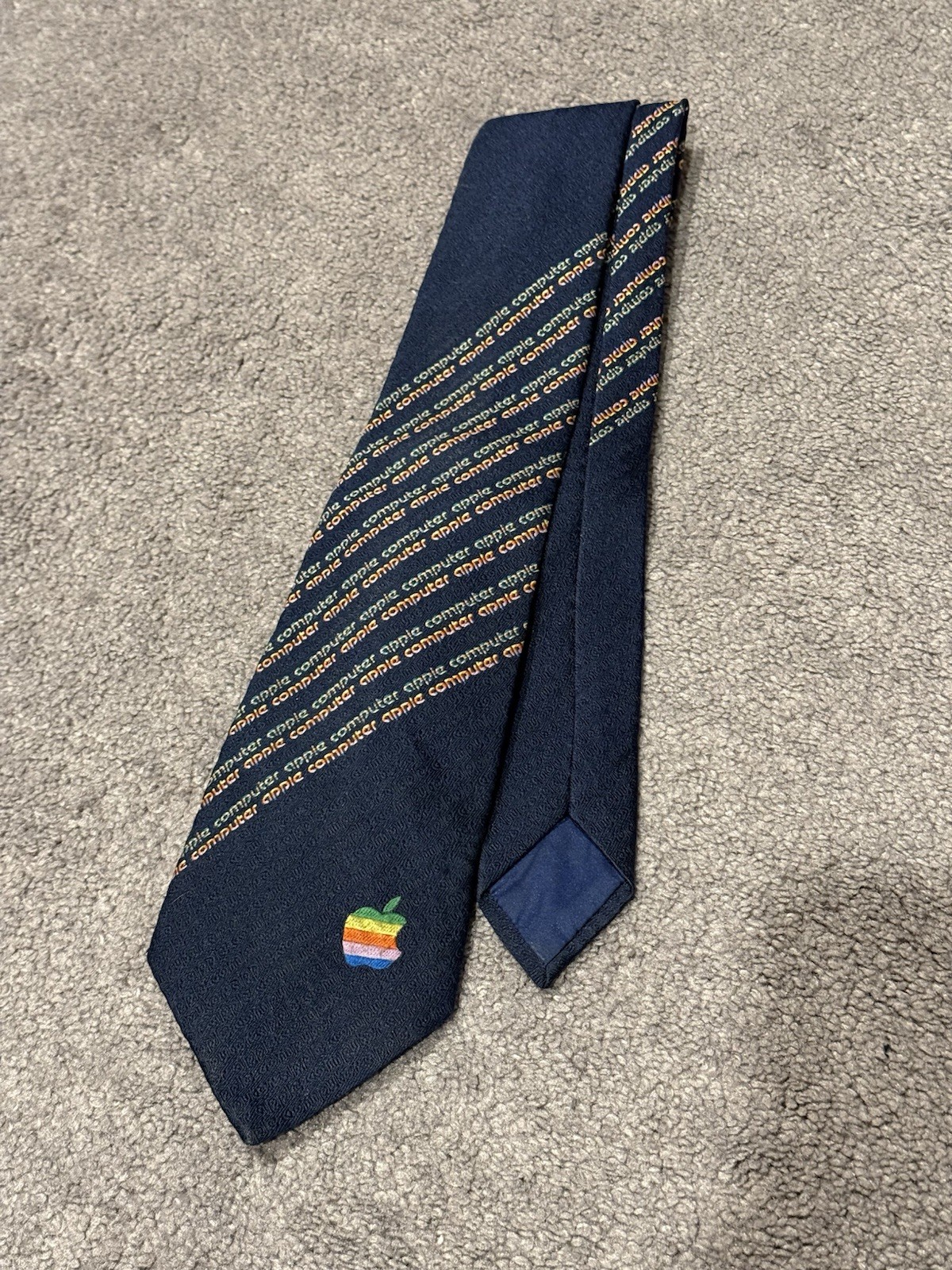 Vintage Apple Computer Logo Necktie - Extremely Rare Vintage Apple Computer Logo Necktie - Extremely Rare