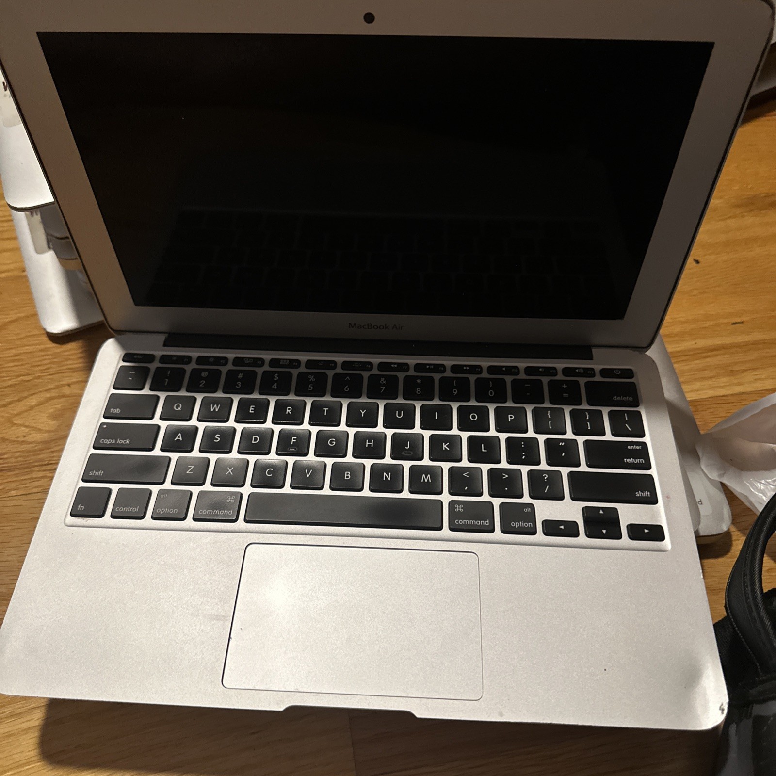 MacBook Air A1370 EMC 2471 MDM locked for unlock or parts (read desc)