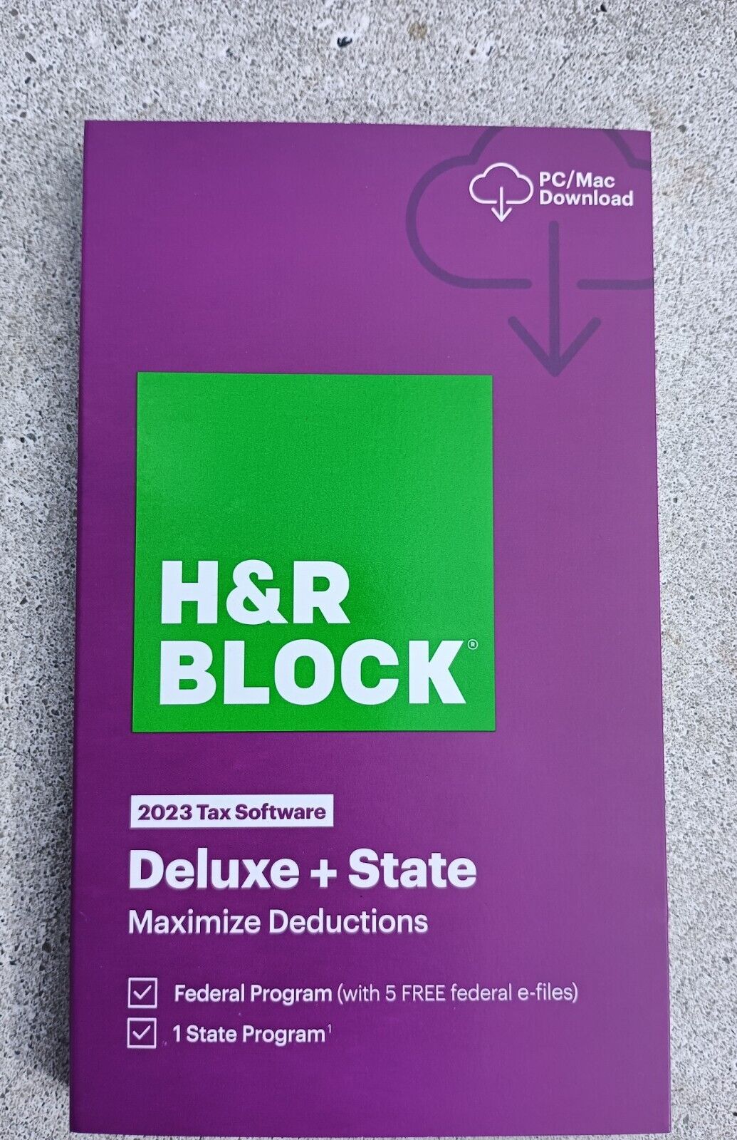 H&R Block Deluxe Federal & State 2023 . 