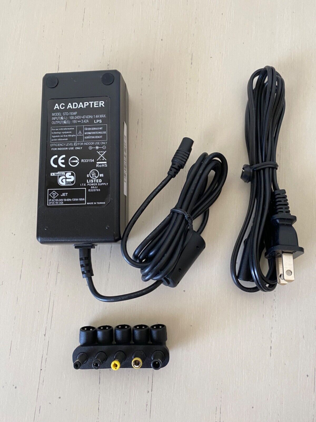 NEW IN BOX POWER PAX AC ADAPTER STD-1934P 19V 3.4A Free USA Shipping