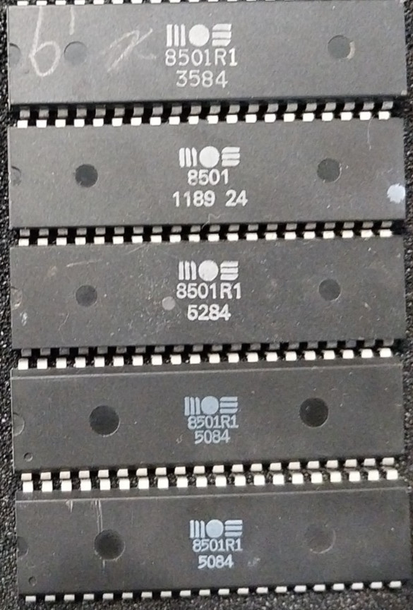 1 x MOS 8501 CPU (C+4, C16) -=TESTED=- 1 x MOS 8501 CPU (C+4, C16) -=TESTED=-