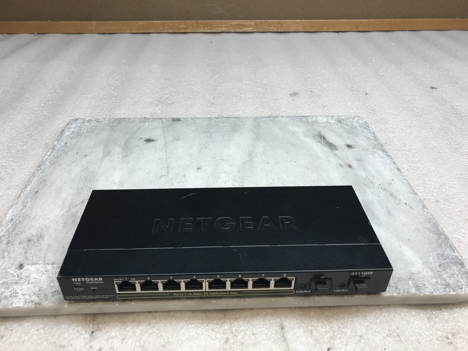 Netgear S350 Series GS310TP 8-Port Gigabit PoE+ - No Power Cable Netgear S350 Series GS310TP 8-Port Gigabit PoE+ - No Power Cable
