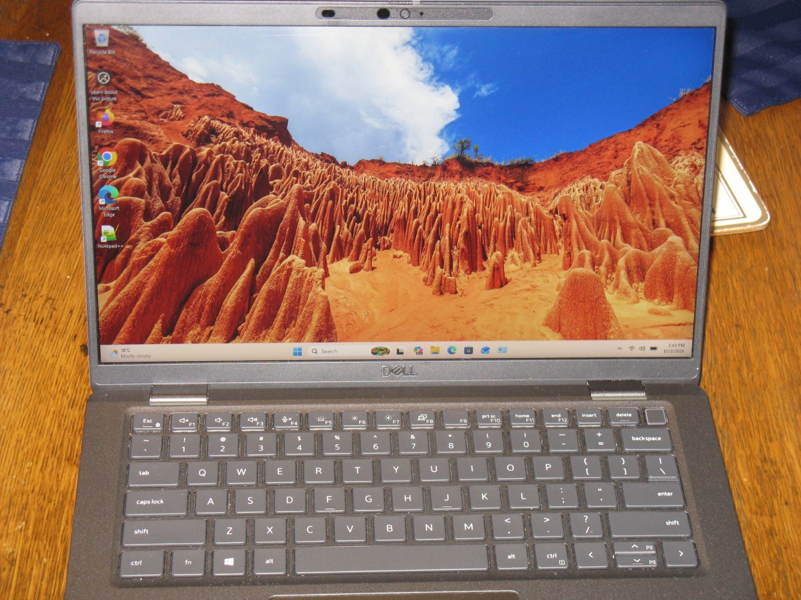 Dell Latitude 7420 i7-1185G7 256GB NVMe 16GB FHD non-touch TB4 FP+SC IR Cam vPro