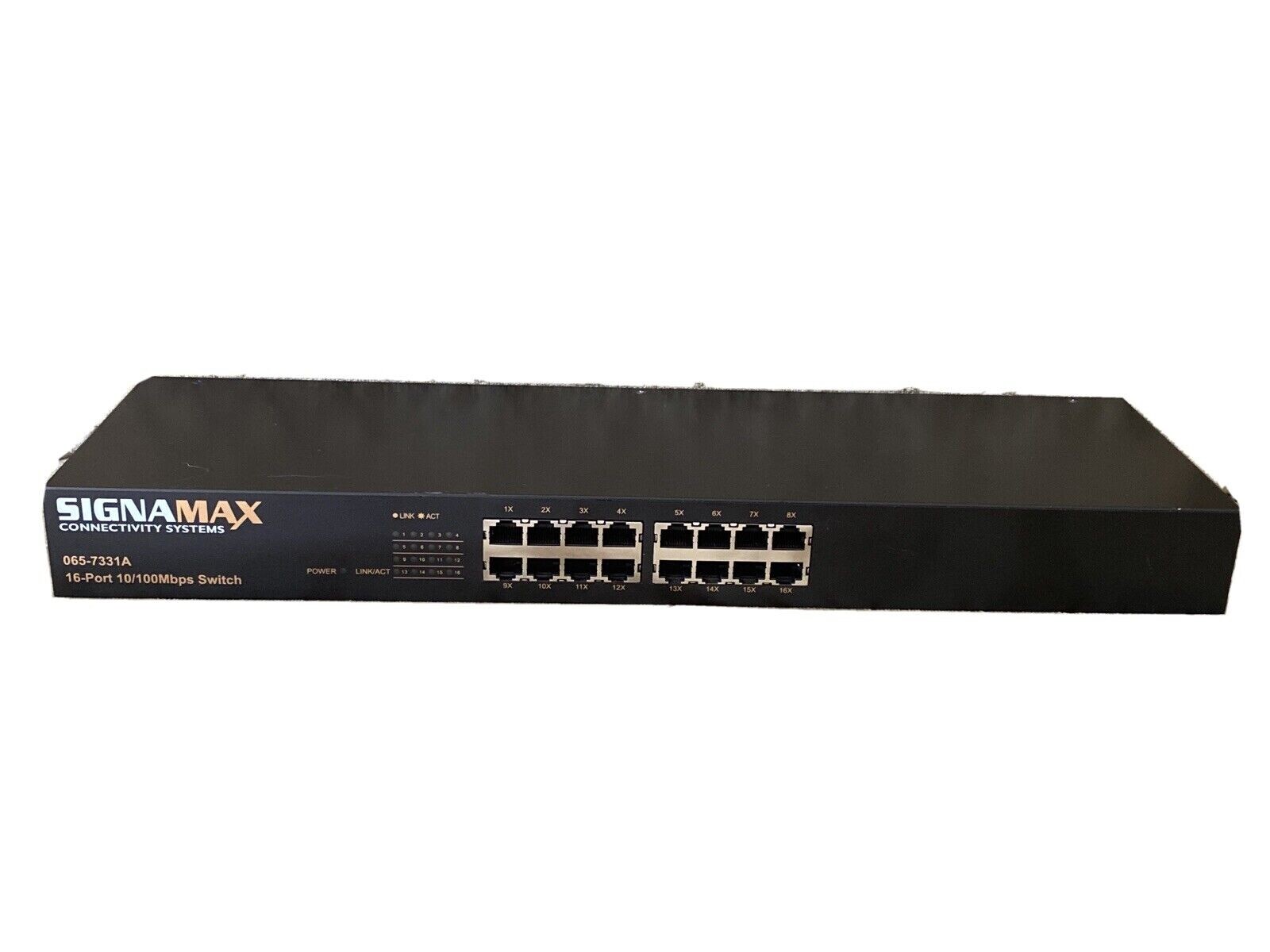 SignaMax Connectivity System 065-7331A 16-Port 10/100Mbps Switch SignaMax Connectivity System 065-7331A 16-Port 10/100Mbps Switch