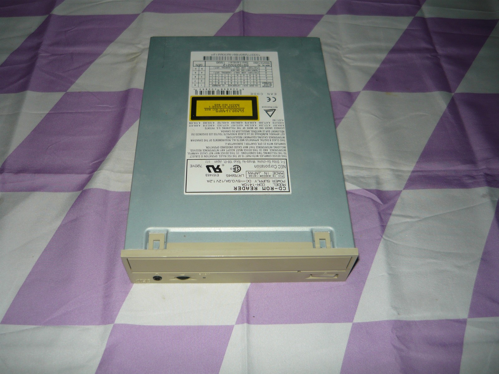 Vintage NEC CDR-1410A 50 Pin SCSI CD-ROM Optical Drive Used Vintage NEC CDR-1410A 50 Pin SCSI CD-ROM Optical Drive Used