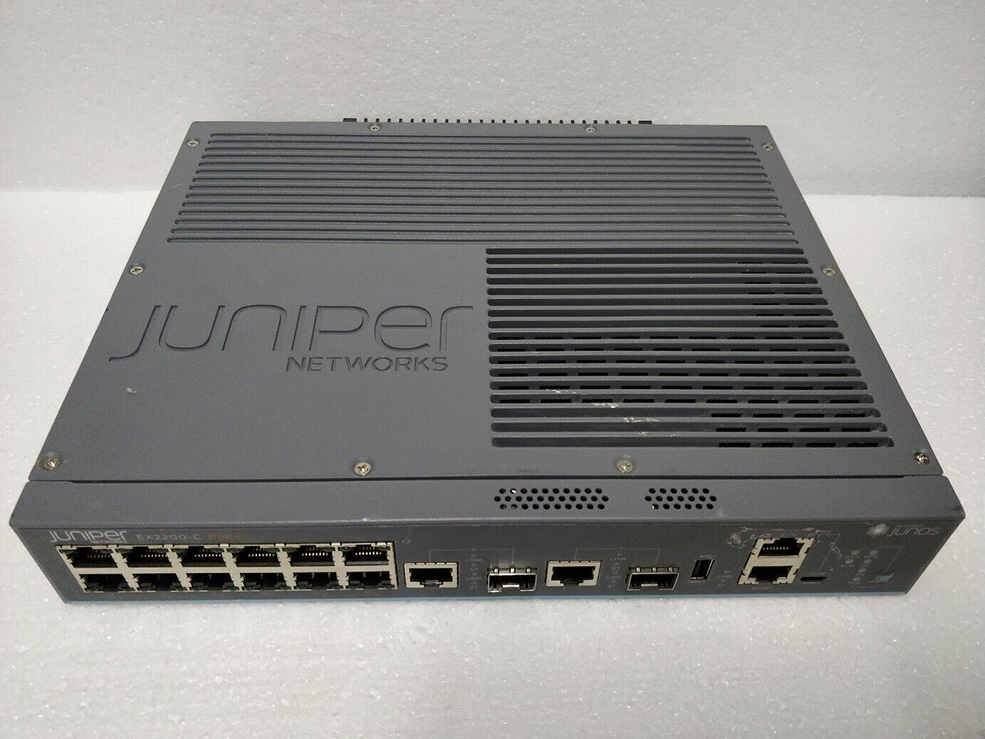 Juniper EX2200-C-12P-2G 12-Port Gigabit Ethernet PoE Compact Network Switch