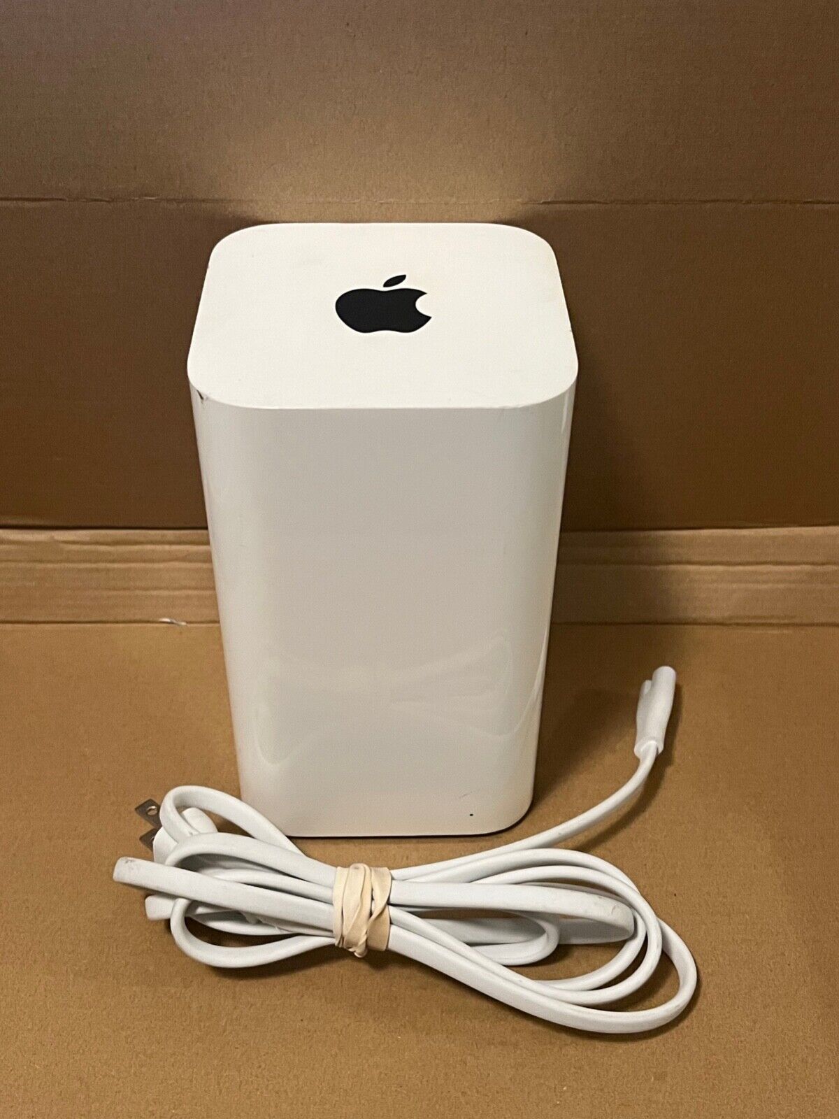 Apple AirPort Time Capsule 802.11ac Wireless Router w/USB, 2TB HDD A1470