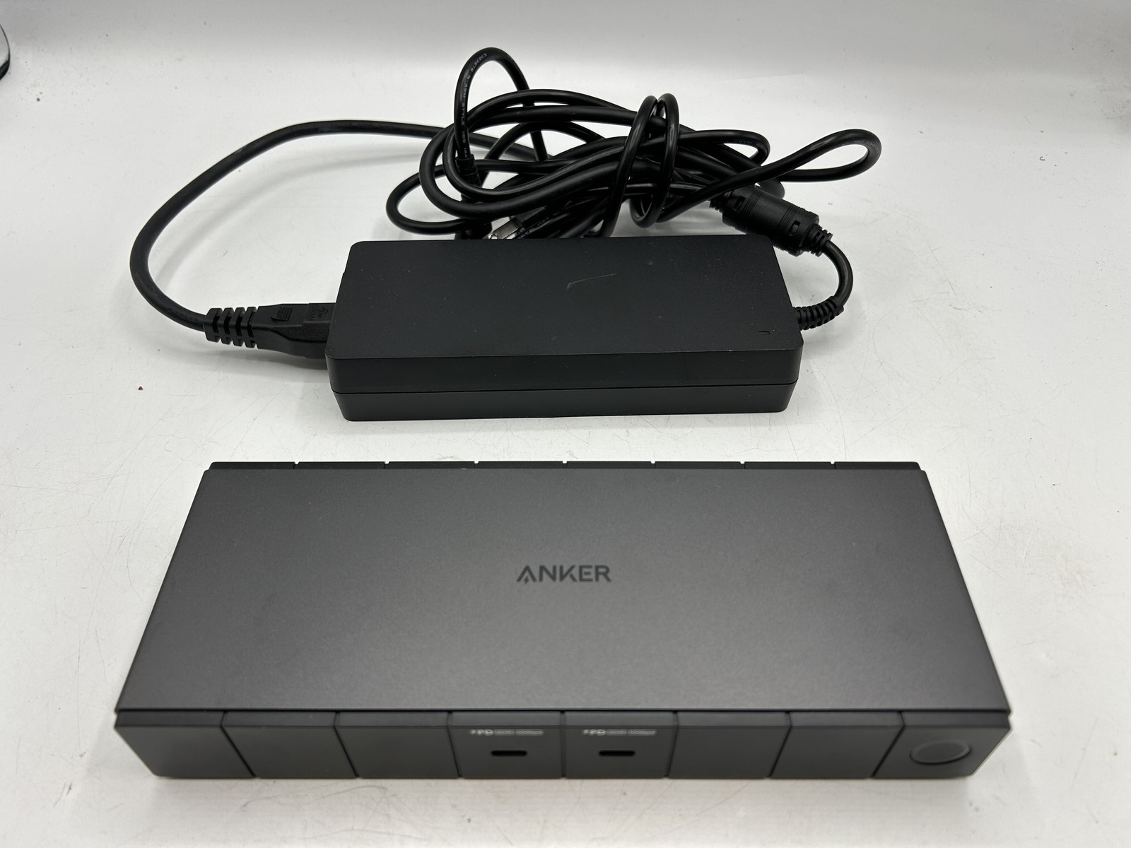 Anker 778 Thunderbolt 4 Docking Station 12-in-1 40Gbps W/ 100W Charger FREE SH Anker 778 Thunderbolt 4 Docking Station 12-in-1 40Gbps W/ 100W Charger FREE SH