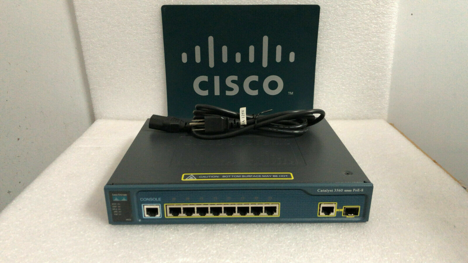 Cisco WS-C3560-8PC-S 8 Ethernet 10/100 ports, 1 dual-purpose 10/100/1000 Switch