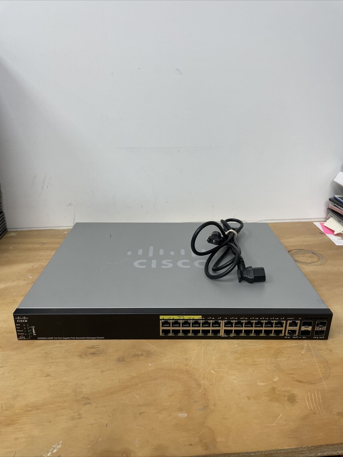 Cisco SG550X-24MP-K9 24 x 10/100/1000 PoE+ ports with 382W power budget