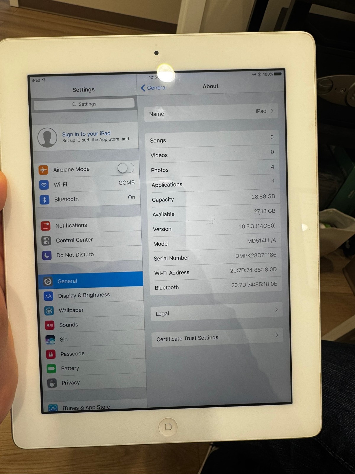 TESTED WORKING - Apple iPad 4th Gen 32GB Wi-Fi 9.7\